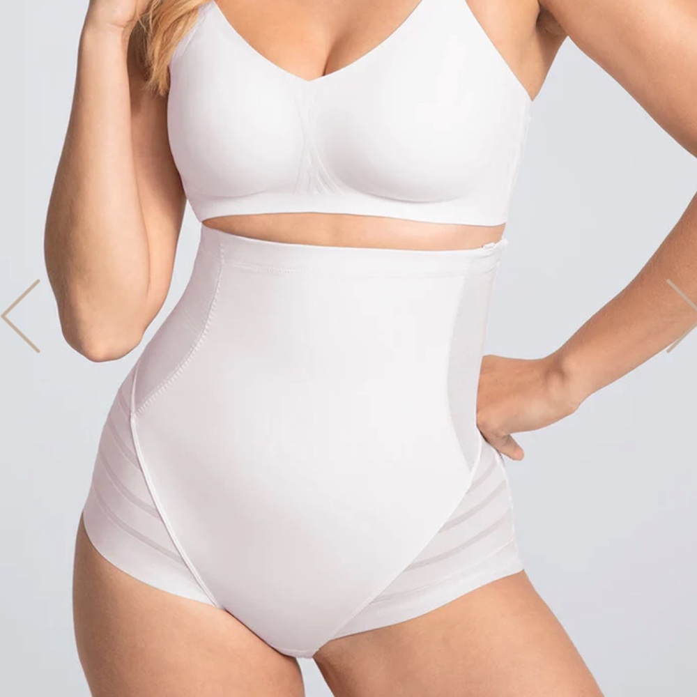 Honey Love Queen Brief Shapewear - white new in package size 2x
